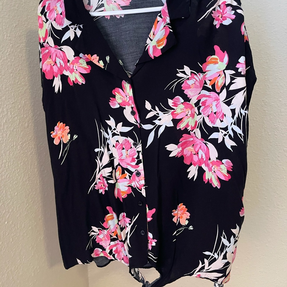 Torrid 2X tropical shirt